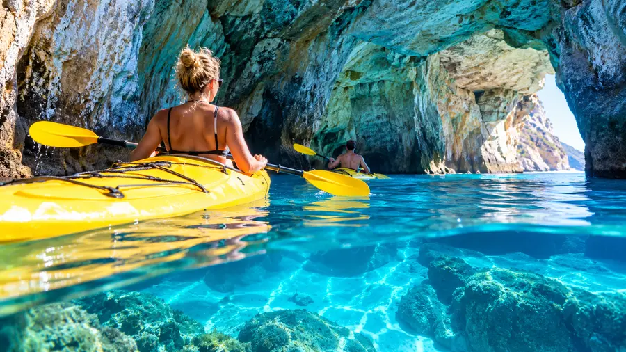 Kajakování a šnorchlování v Modrých jeskyních Zakynthos
